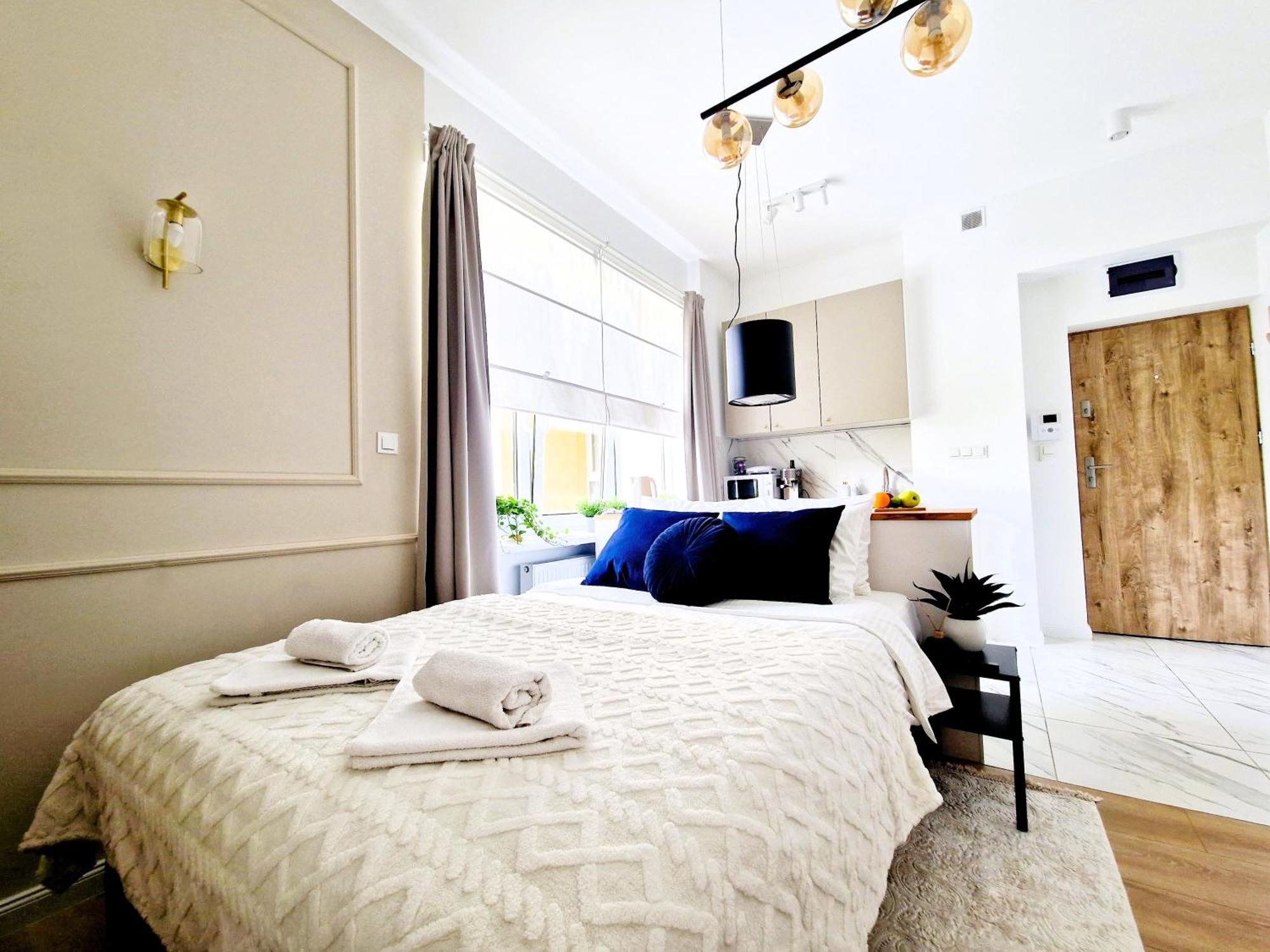 J&W Apartments Grojecka Glam Flat Warschau Exterior foto
