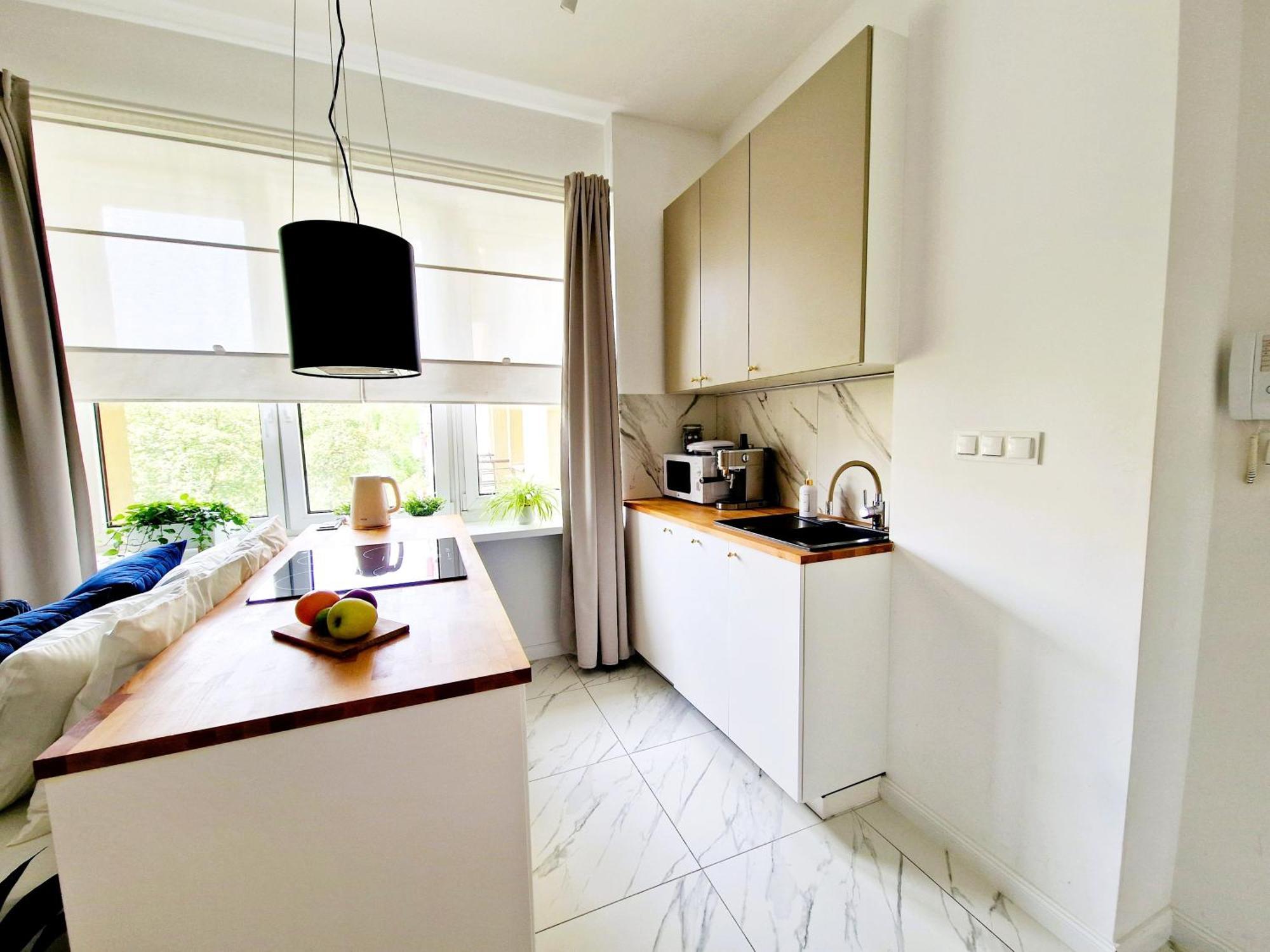 J&W Apartments Grojecka Glam Flat Warschau Exterior foto