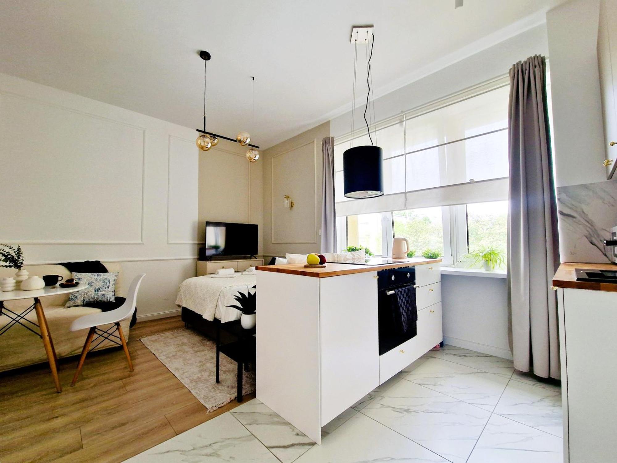 J&W Apartments Grojecka Glam Flat Warschau Exterior foto
